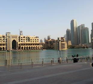 Dubai Fountain Promenade