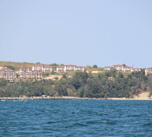 Strandaussicht bei Katamaranfahrt