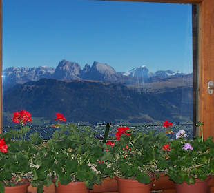 Fensterblick im Rittner-Horn-Haus