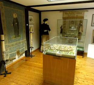 Rundgang durch die Museumsräume