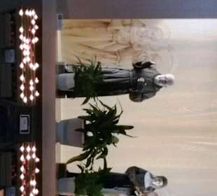 Rechter Bereich in der Wand eingebracht