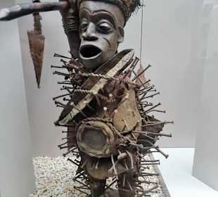 In der Völkerkundeabteilung des Museums