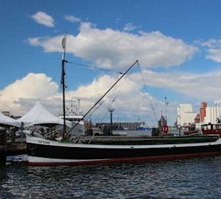 Gesine im Flensburger Hafen