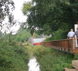 Längerer Steg zum Westzipfel