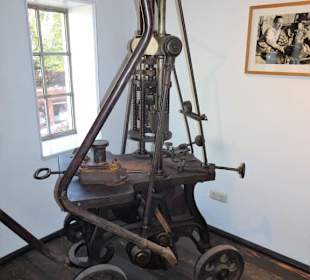 In der Glasproduktion der Hütte