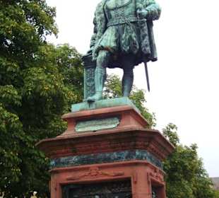 Denkmal des Herzogs am Schlossplatz