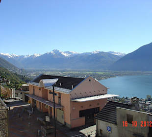 Der Lago Maggiore liegt einem fast zu Füssen