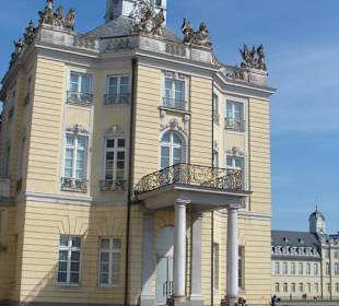 Seitenansicht Schloss