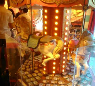 Das Karussell mit Dosen