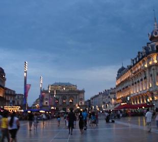 Diagonal Centre
