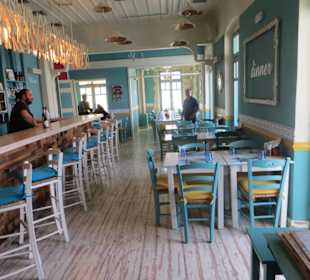 Im Katsarolakia Restaurant gibt es tolles Essen