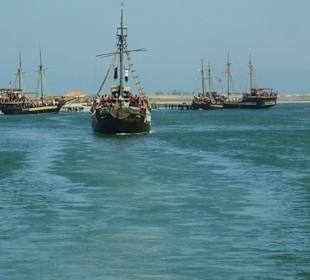 Azsflug mit dem Piratenboot