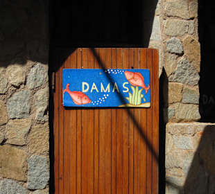 Umkleidekabine und WC