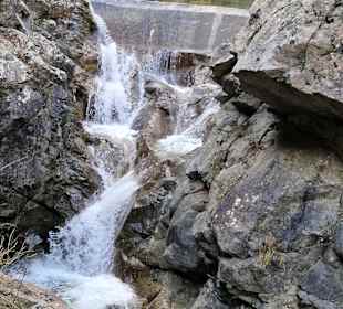 Enipeas Canyon