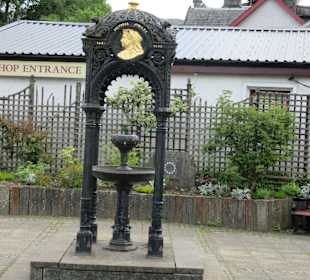 Gedenkbrunnen Queen Victoria (1837 – 1901) zum 60.