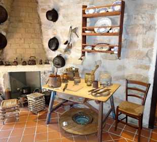 In einer Bauernküche im Museo Etnografico 