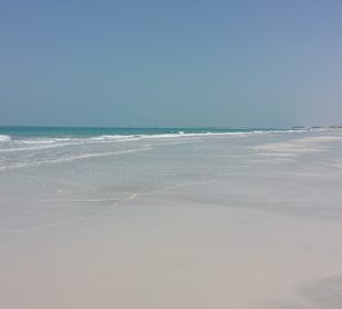 Saadiyat Beach, Sand - so weit das Auge reicht