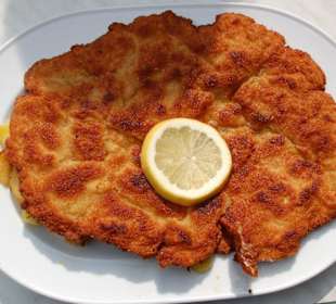 "Kleines" Schnitzel bei Louis