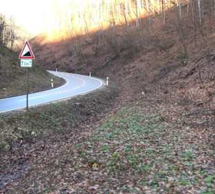 Wanderparkplatz Falkensteiner Höhle Grabenstetten