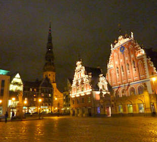 Riga bei Nacht