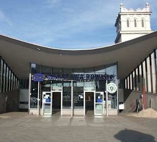 PKP Powiśle - budynek dworca