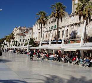 Herrliche Uferpromenade in Split
