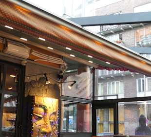 Zum Abendessen im indischen Rest. Delhi 6