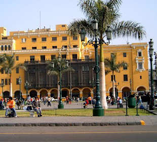 Building at Plaza de Armas