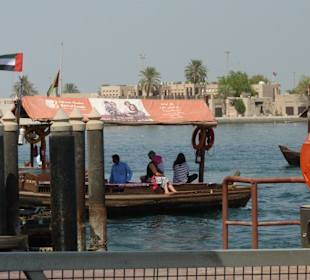 Abra auf dem Dubai-Creek