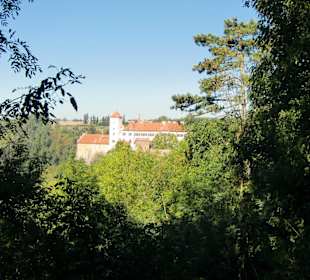 Blick auf die Burg Bitov
