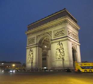 Arc de Triomphe / Triumphbogen