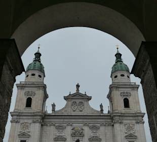 Die Mariensäule auf dem Domplatz von Salzburg