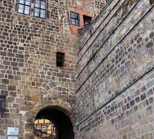 Aufgang zum Schlossberg