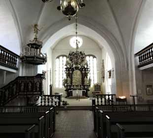 Blick in das Kirchenschiff