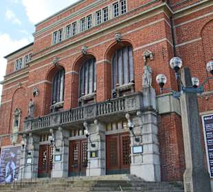 Das Opern-Haus am Kleinen Kiel