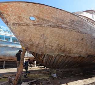 In der Werft unterwegs