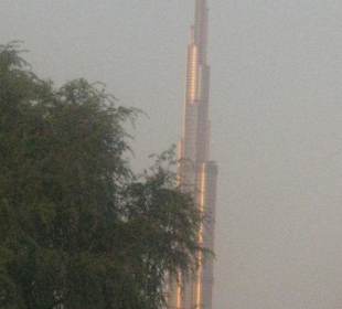 Aus der Ferne in der Dämmerung