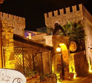 Hotel di sera