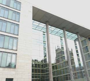 Der 1999 fertiggestellte Neubau am Auswärtigen Amt