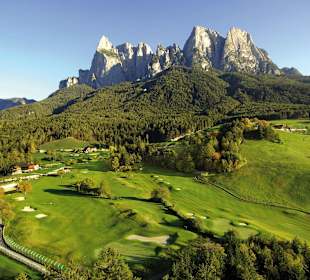 Wunderbare Bergkulisse