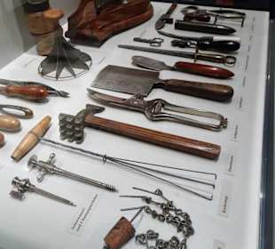 Metallkurzwaren  im Stadtmuseum