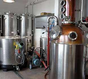Impressionen aus der Destillerie Piekfeine Brände