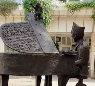 Jupp-Schmitz-Denkmal