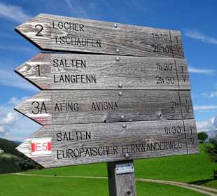 Wegweiser am Wanderweg