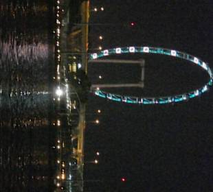 Nachtansicht des Flyers