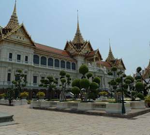 Chakri Maha Prasat 