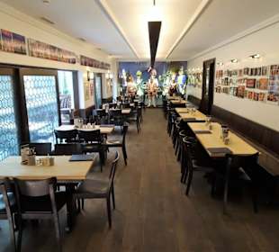 Blick in die Gasträume des Brauhaus Sion