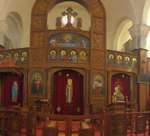 Bischofskirche Rundblick vorne