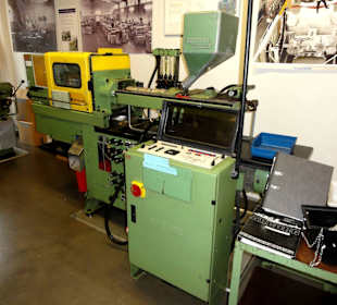 Moderne Kunststofffabrikation in Lohne