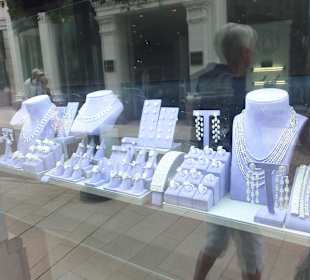 Alles teuer am Rodeo Drive